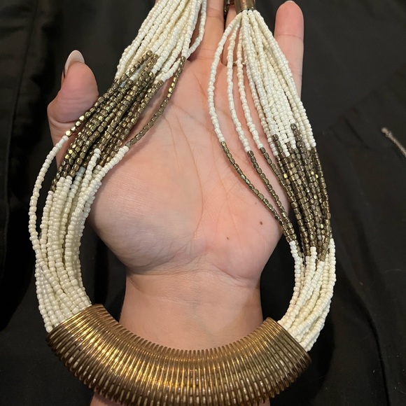 🚨3 for $15🚨 Lot of 4 Statement Necklaces - Picture 4 of 6